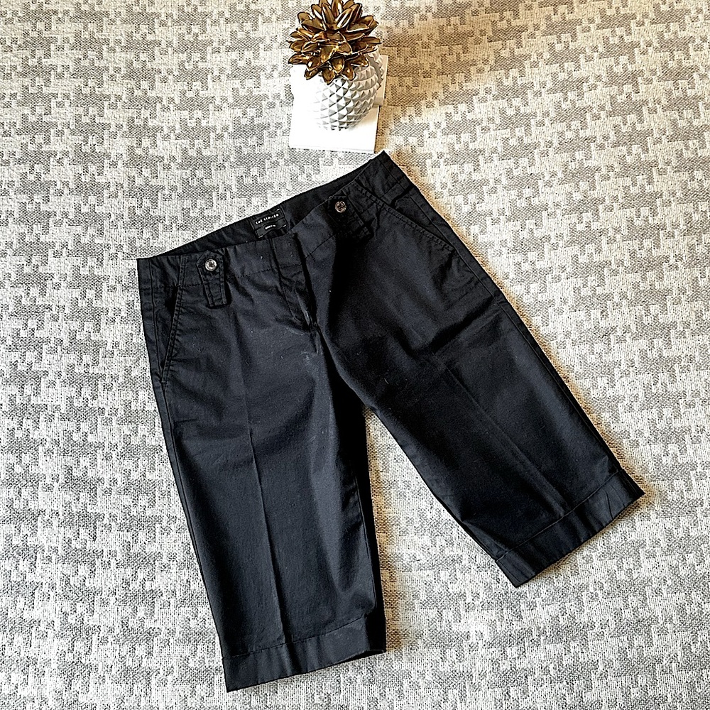 [The Limited] Drew Fit- long black trouser shorts. Size 4